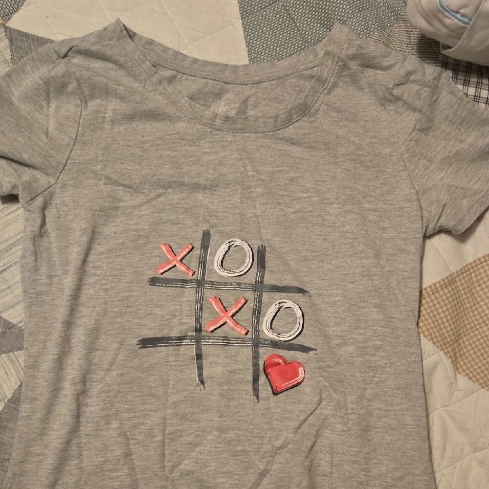 Just Be Gray Tee with Tic-Tac-Toe Design